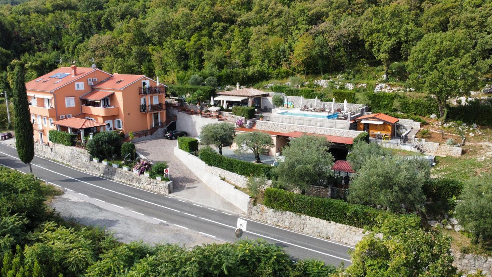 Apartments Vunic Moscenicka Draga Bagian luar foto