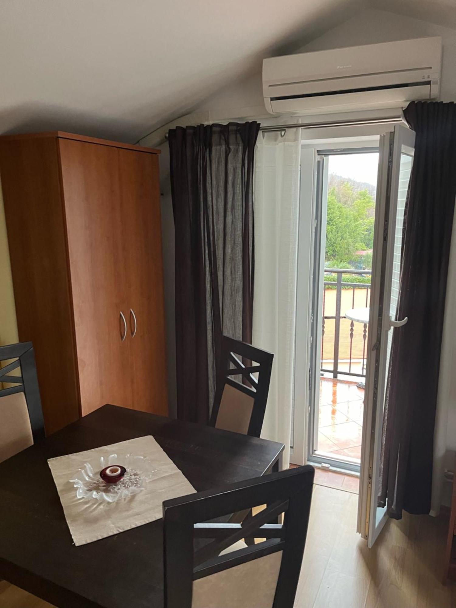 Apartments Vunic Moscenicka Draga Bagian luar foto