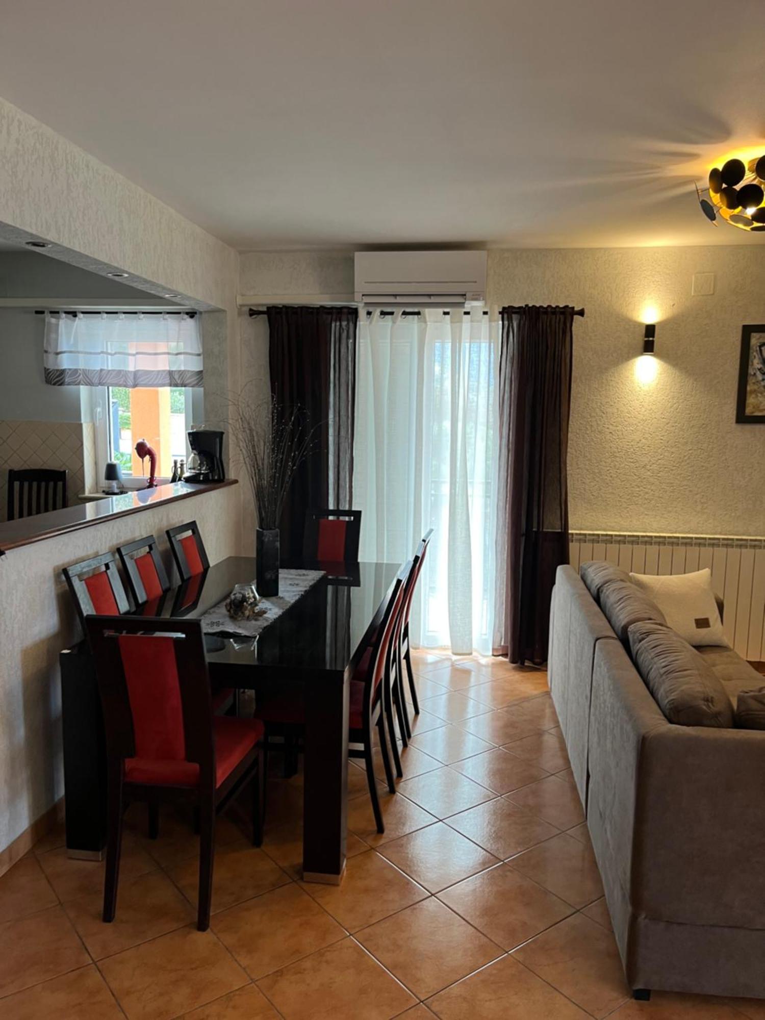 Apartments Vunic Moscenicka Draga Bagian luar foto