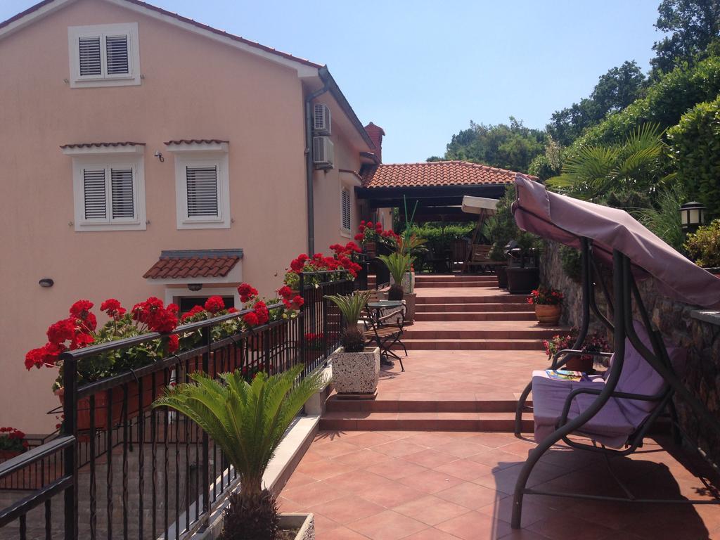 Apartments Vunic Moscenicka Draga Bagian luar foto